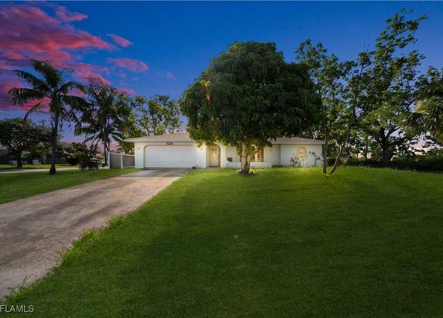 Property at 2501 SE 8th Pl, Cape Coral, FL 33904, 3 beds, 2 baths