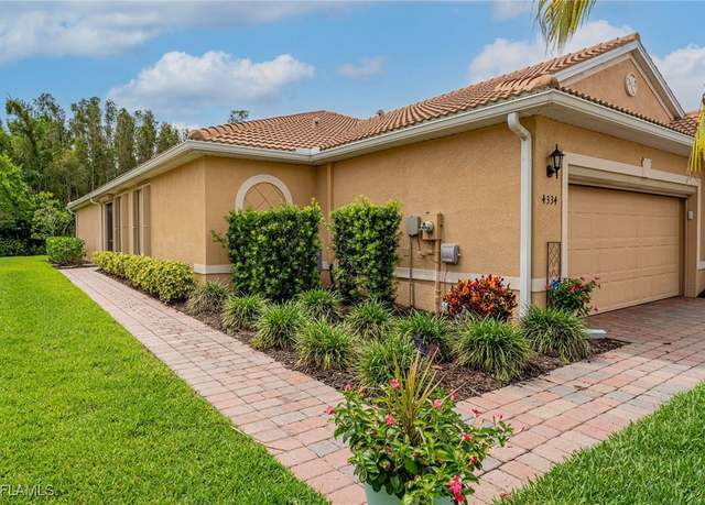 Property at 4334 Dutchess Park Rd, Fort Myers, FL 33916, 2 beds, 2 baths