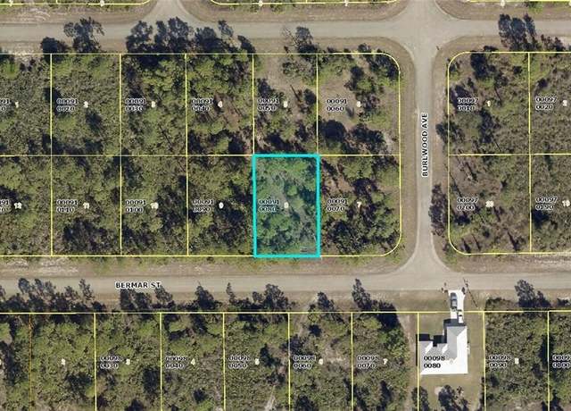 Property at 1249 Bermar St, Fort Myers, FL 33913