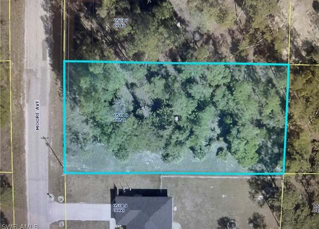 Property at 114 Moore Ave, Lehigh Acres, FL 33936
