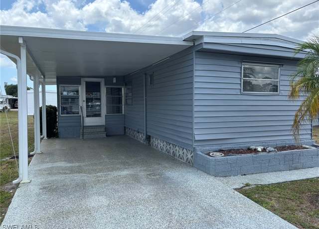 Property at 806 Homefolks St, North Fort Myers, FL 33917, 2 beds, 1.5 baths