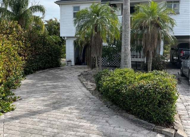 Property at 7943 Della Bitta Ln, Bokeelia, FL 33922, 2 beds, 2 baths