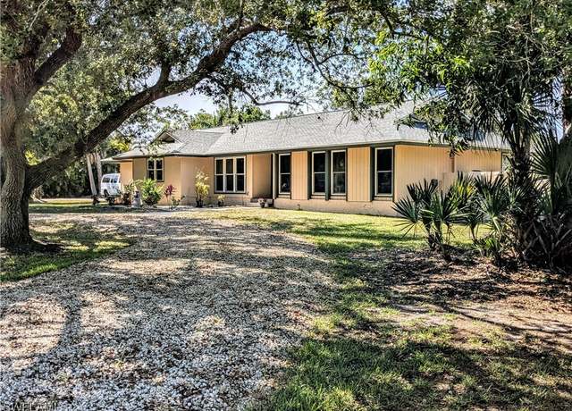 Property at 3695 Hyde Park Ct, Fort Myers, FL 33908, 4 beds, 2 baths