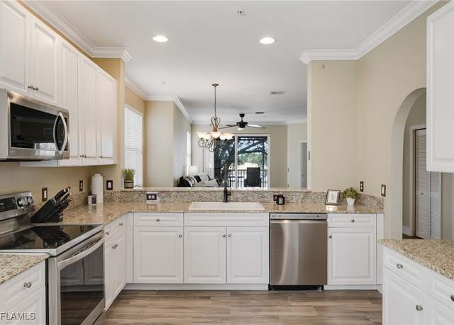 Property at 11991 Champions Green Way #608, Fort Myers, FL 33913, 3 beds, 2 baths