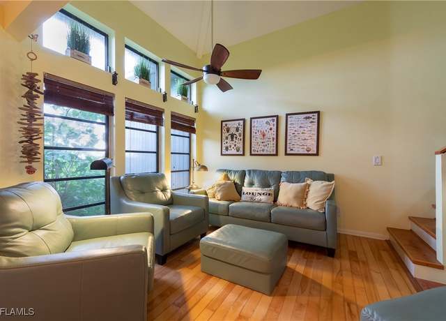 Property at 370 Townhouse Lane 61, Upper Captiva, FL 33924, 3 beds, 2 baths
