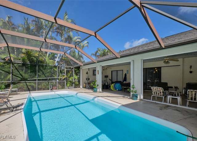 Property at 120 SW 28th Ter, Cape Coral, FL 33914, 3 beds, 2 baths