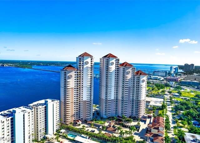 Property at 2090 W 1st St Unit G1607, Fort Myers, FL 33901, 2 beds, 2.5 baths