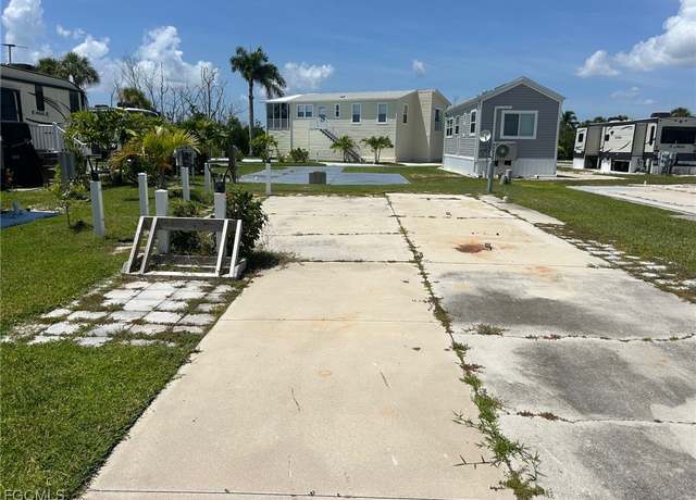 Property at 19681 Summerlin Rd #c22, Fort Myers, FL 33908