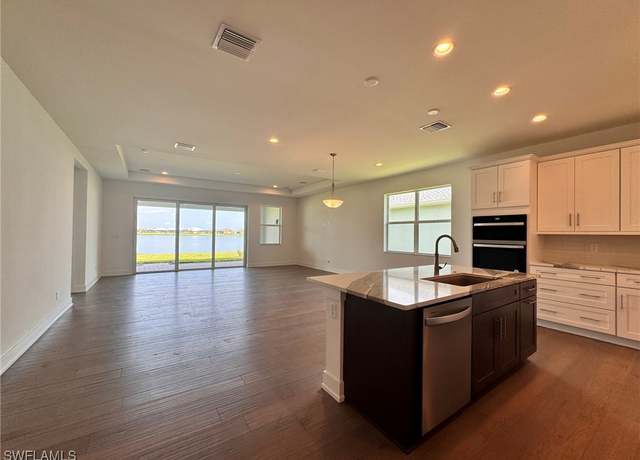 Property at 16106 Preservation Blvd, Punta Gorda, FL 33982, 4 beds, 3.5 baths