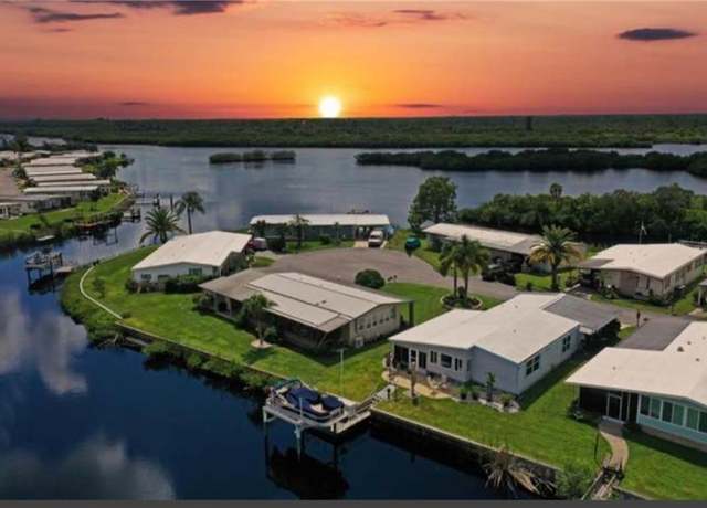 Property at 142 Martinique Rd, North Port, FL 34287, 2 beds, 2 baths