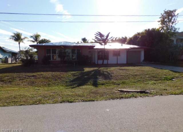 Property at 1312 SE 42nd St, Cape Coral, FL 33904, 3 beds, 2 baths
