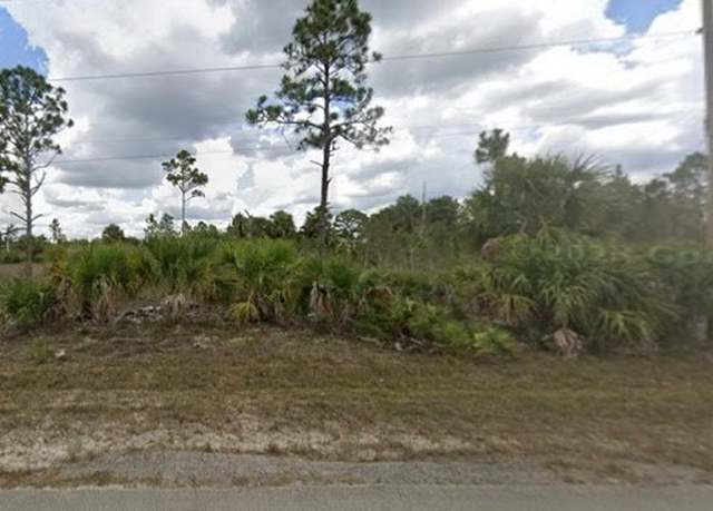 Property at 2510 21st St W, Lehigh Acres, FL 33971