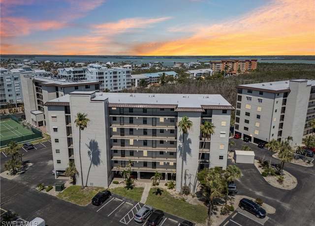 Property at 6893 Estero Blvd #425, Fort Myers Beach, FL 33931, 2 beds, 2 baths