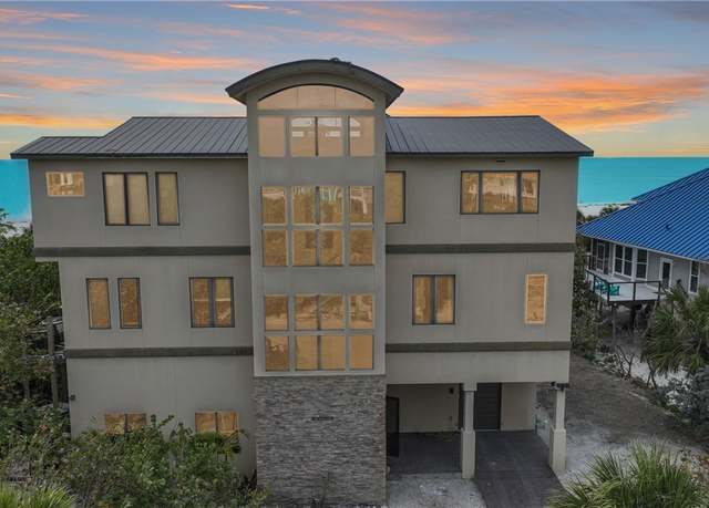 Property at 660 Gulf Ln, Captiva, FL 33924, 4 beds, 4.5 baths