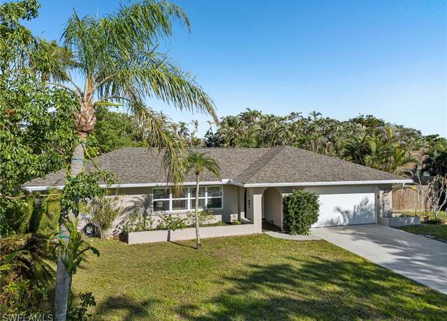 Property at 14910 Bonaire Cir, Fort Myers, FL 33908, 3 beds, 2 baths