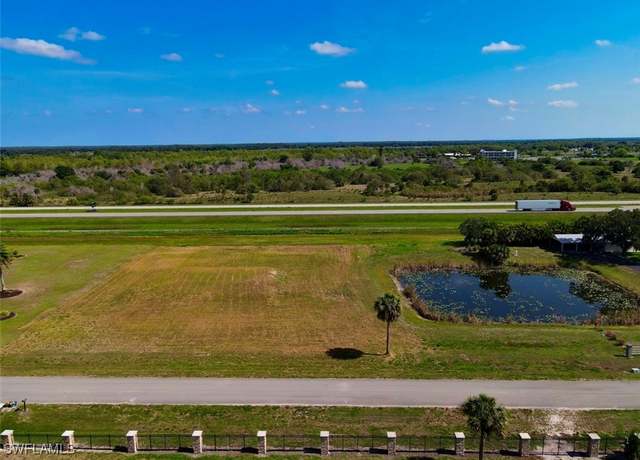 Property at 4005 Oak Haven Dr, Labelle, FL 33935
