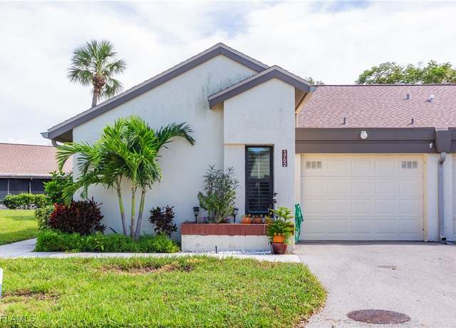 Property at 1702 Bent Tree Cir, Fort Myers, FL 33907, 2 beds, 2 baths