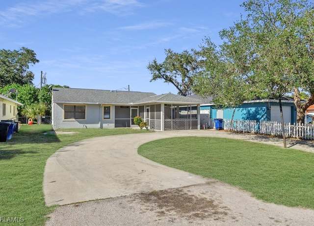 Property at 27924 Quinn St, Bonita Springs, FL 34135, 3 beds, 2 baths