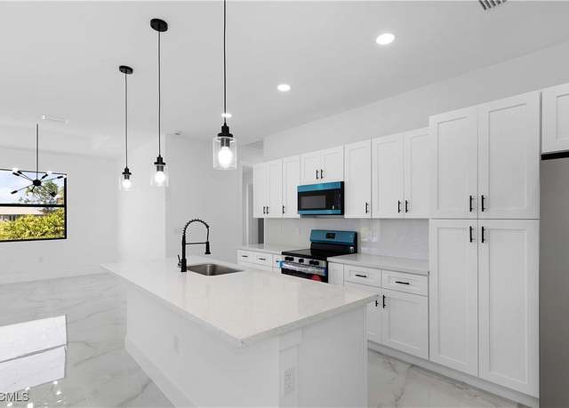 Property at 1024 Harwood Ave S, Lehigh Acres, FL 33974, 3 beds, 2 baths