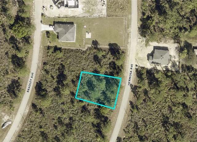 Property at 316 Hermosa Ave, Lehigh Acres, FL 33974