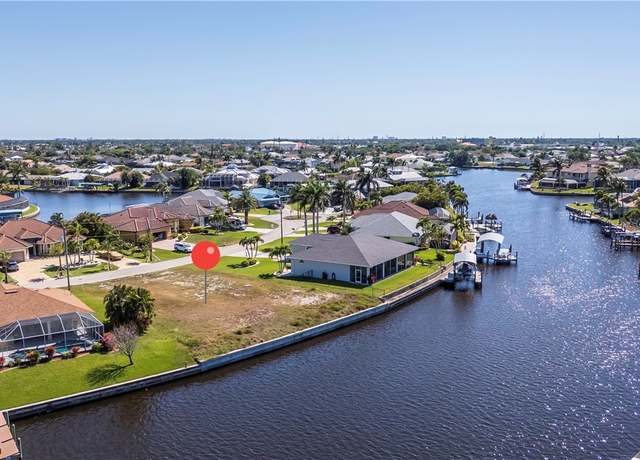 Property at 2019 SE 21st St, Cape Coral, FL 33990