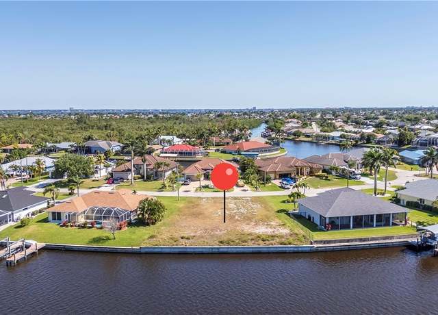 Property at 2019 SE 21st St, Cape Coral, FL 33990