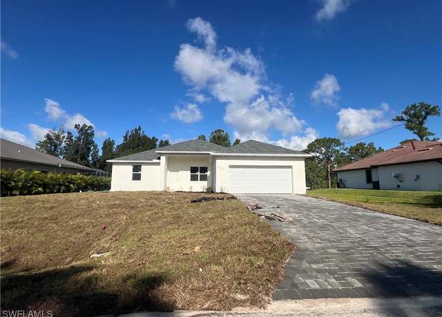 Property at 805 Congress Ave, Lehigh Acres, FL 33972, 4 beds, 2 baths