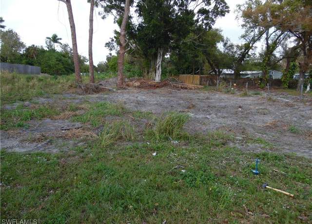 Property at 556 Clark St, North Fort Myers, FL 33903