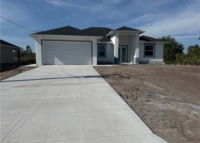 Property at 2916 29th St W, Lehigh Acres, FL 33971, 3 beds, 2 baths