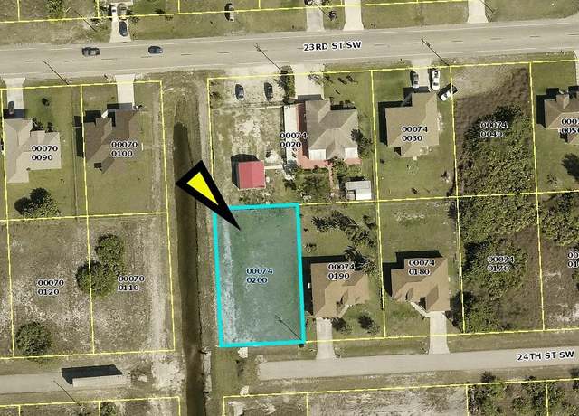 Property at 2718 24th St SW, Lehigh Acres, FL 33976