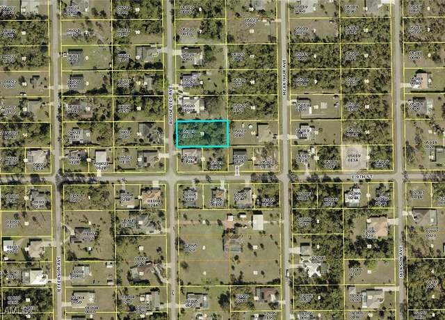 Property at 902 Roosevelt Ave, Lehigh Acres, FL 33936