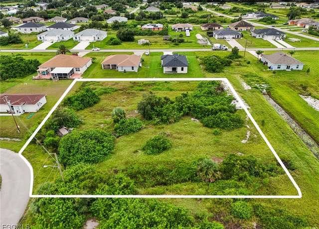Property at 372 Pinafore Ave, Lehigh Acres, FL 33974