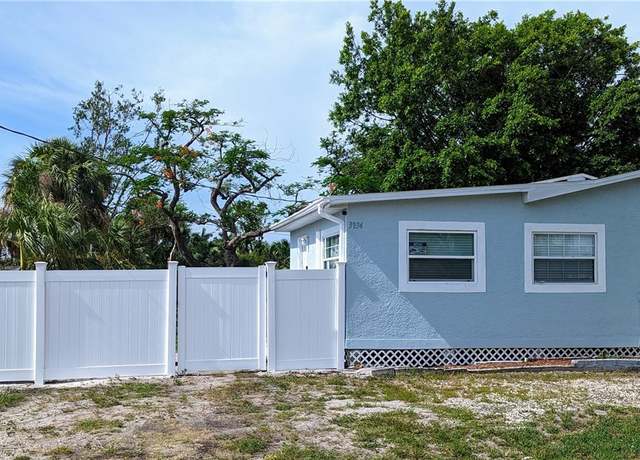 Property at 3934 Madison Ave, Fort Myers, FL 33916, 3 beds, 1 bath