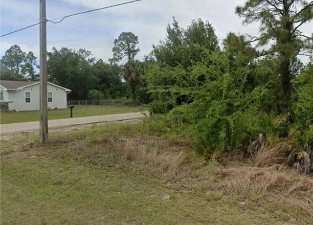 Property at 2901 E 2nd St, Lehigh Acres, FL 33936