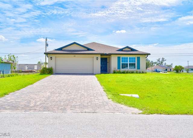 Property at 2119 NE 6th Pl, Cape Coral, FL 33909, 3 beds, 2 baths
