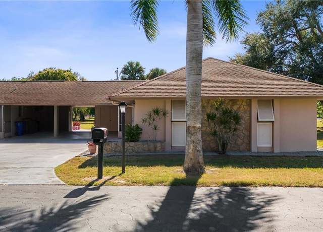 Property at 235 Thistle Ct, Lehigh Acres, FL 33936, 2 beds, 2 baths