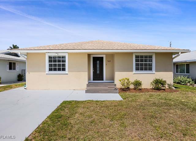 Property at 763 106th Ave N, Naples, FL 34108, 3 beds, 2 baths