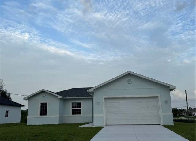 Property at 426 Mercedes Ct, Lehigh Acres, FL 33972, 4 beds, 2 baths