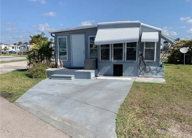 Property at 19681 Summerlin Rd #101, Fort Myers, FL 33908, 1 bed, 1.5 baths