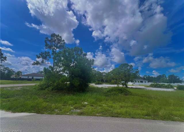 Property at 3701 28th St SW, Lehigh Acres, FL 33976