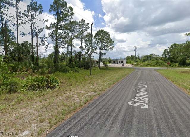 Property at 683 Stanwin Loop, Lehigh Acres, FL 33972