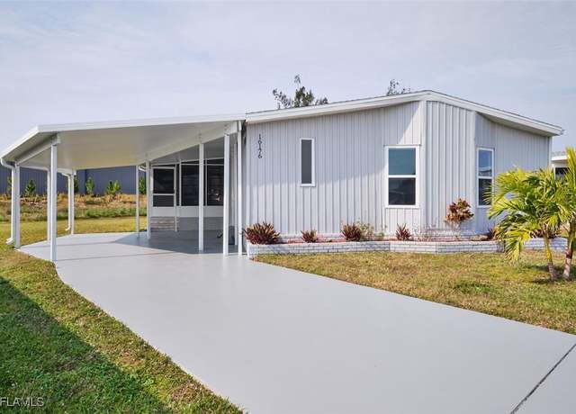 Property at 16176 Baton Rouge Ct, Fort Myers, FL 33908, 2 beds, 2 baths