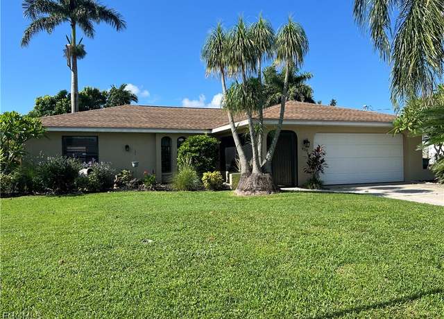 Property at 430 SE 20th St, Cape Coral, FL 33990, 3 beds, 2 baths