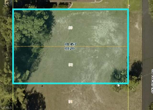 Property at 130 SE 15th Pl, Cape Coral, FL 33990