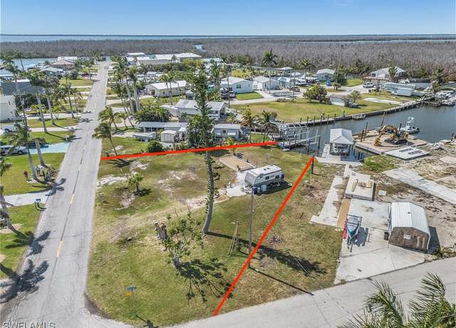 Property at 2375 York Rd, St James City, FL 33956