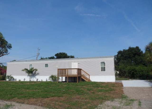 Property at 8405 Ebson Dr, North Fort Myers, FL 33917, 3 beds, 2 baths