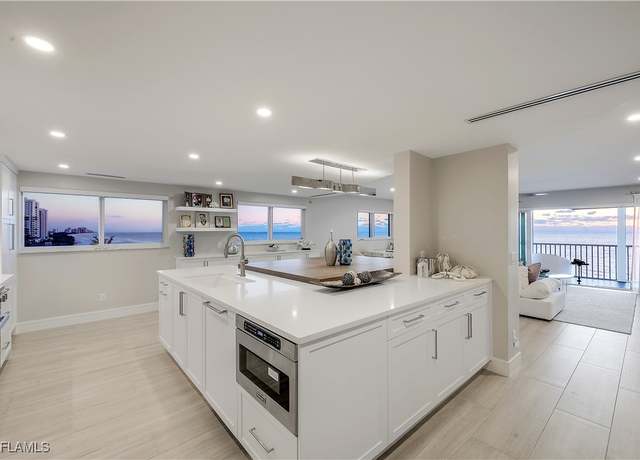 Property at 9051 Gulf Shore Dr #602, Naples, FL 34108, 2 beds, 2 baths
