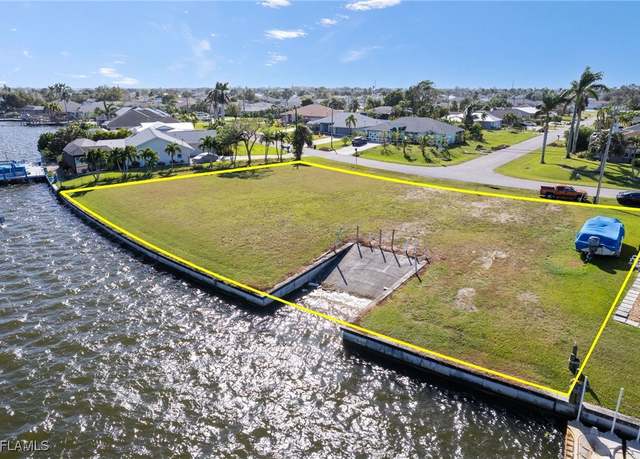 Property at 159 SE 6th St, Cape Coral, FL 33990