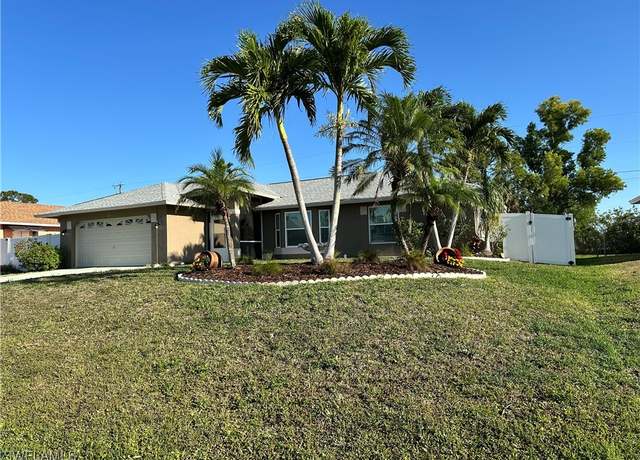 Property at 217 SW 17th St, Cape Coral, FL 33991, 3 beds, 2 baths