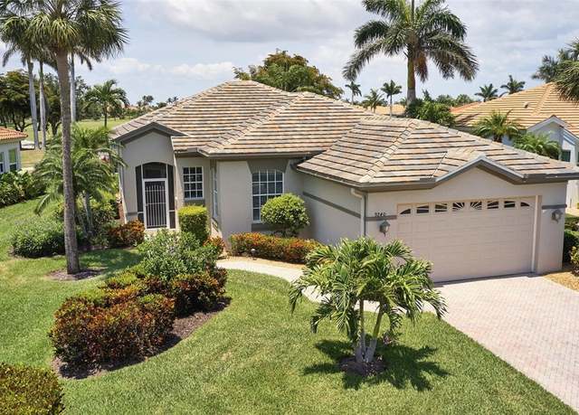 Property at 9240 Willowcrest Ct, Fort Myers, FL 33908, 3 beds, 2 baths
